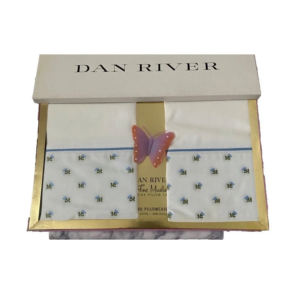Vintage Dan River Fine Muslin Cotton Pillow Cases New- Only Top Lid Opened (NOS)